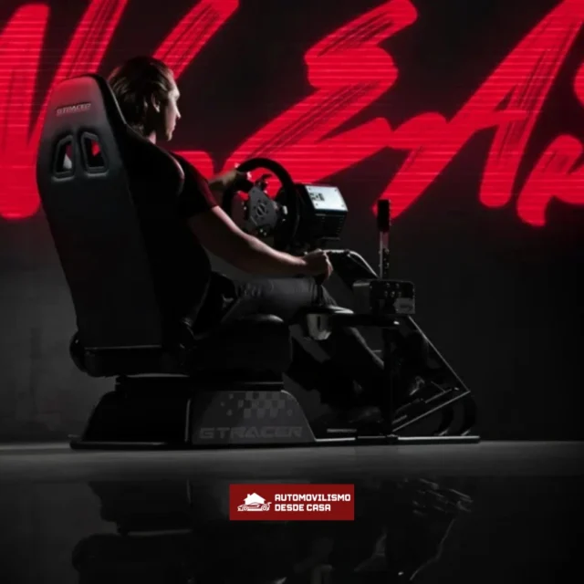 🏎️🔥 Tu garaje de carreras en casa, listo para competir.  El Pack GTRacer Next Level Racing ofrece posición GT, asiento reclinable premium y soportes integrados para palanca de cambios, freno de mano y ButtKicker. Compatible con volantes y pedales de Thrustmaster, Logitech, Fanatec y Moza, es estable, cómodo y ajustable para largas sesiones.  Ideal para iniciarse o perfeccionar tu setup con una experiencia inmersiva y auténtica.