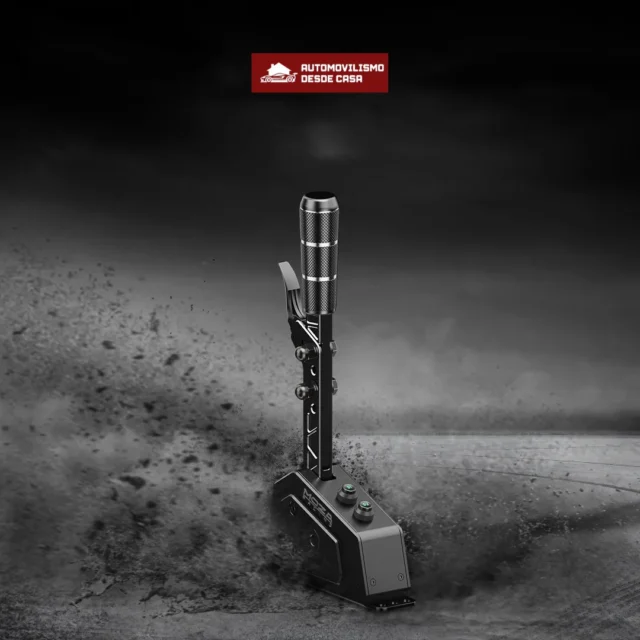 ⚙️🔥 Siente el cambio real con la MOZA SGP  Fabricada 100% en metal con aluminio de grado aeroespacial y acero de alta resistencia, la palanca secuencial MOZA SGP ofrece cambios suaves, clic mecánico satisfactorio y una robustez incomparable.  Ajusta la resistencia, personaliza el pomo y disfruta de botones retroiluminados RGB para una experiencia inmersiva y profesional.  Ideal para rally, drift y turismos: ¡lleva tu simulador al siguiente nivel!